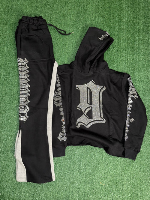 FNINE FLARED RHINESTONE SWEATSUIT