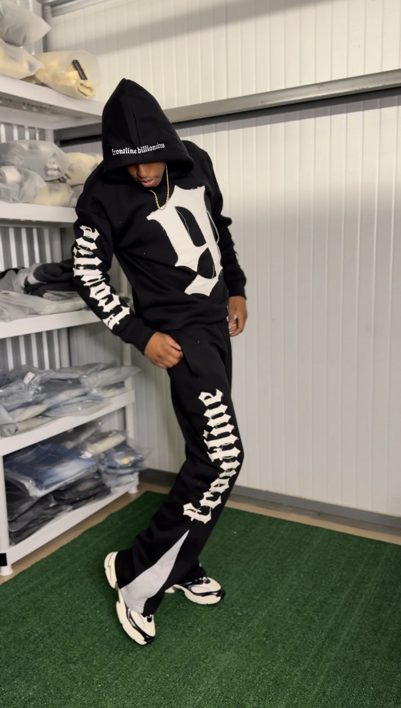 FNINE FLARED SWEATSUIT