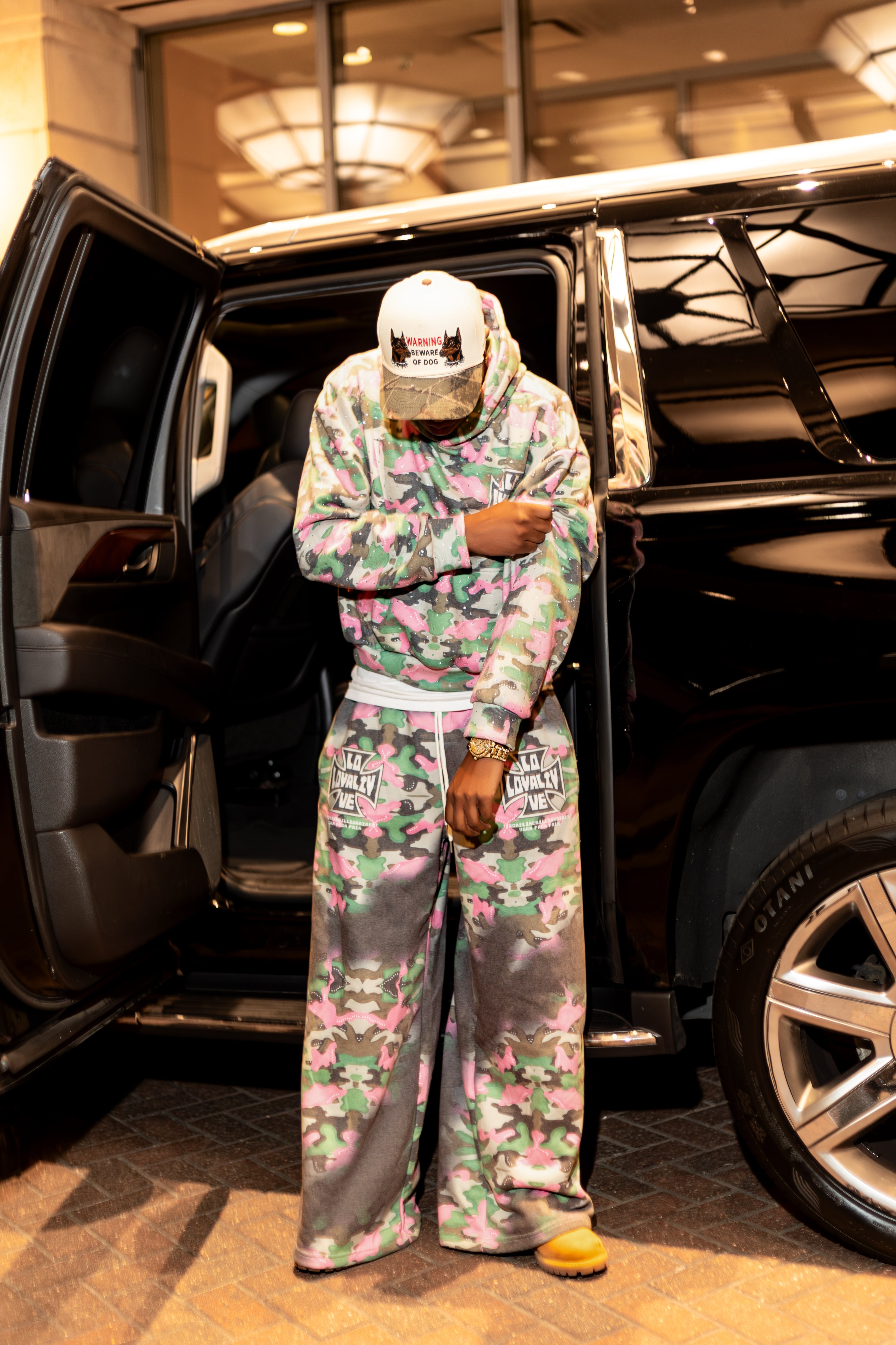 LOVE & LOYALTY CAMO RHINESTONE SWEATPANTS